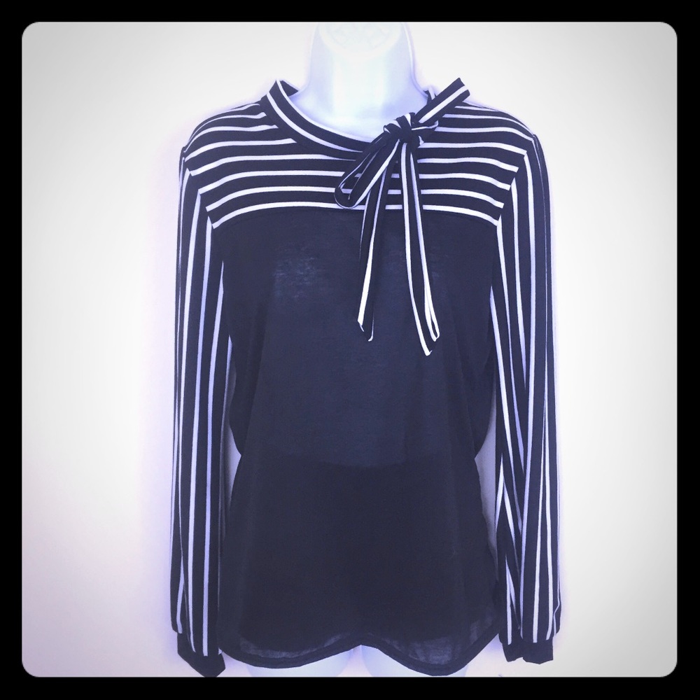 🔅Striped Tie Neck Shirt🔅